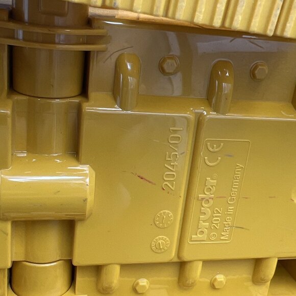 Bruder 02453 Cat® Large Track Dozer 24.12.12 - Used - Picture 12 of 13